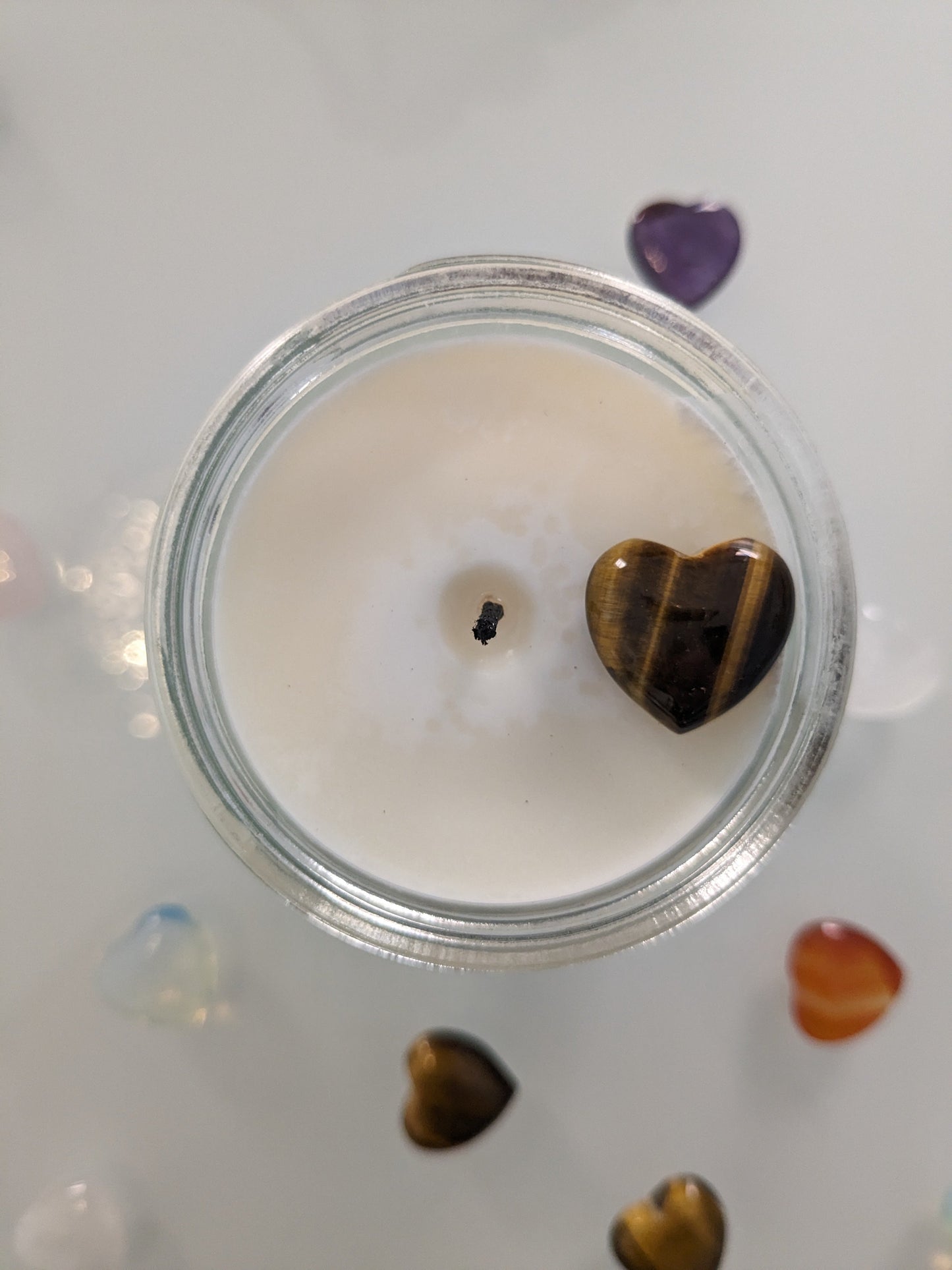 REDUCE FEAR & ANXIETY – Tiger’s Eye Crystal Scented Candle – Amber & Vanilla-4